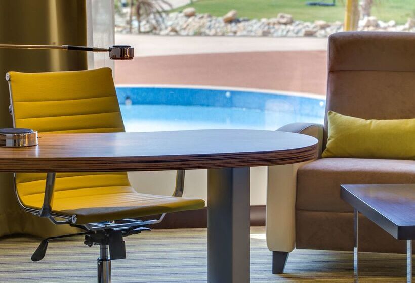 בית מלון כפרי Radisson Blu Resort Jizan