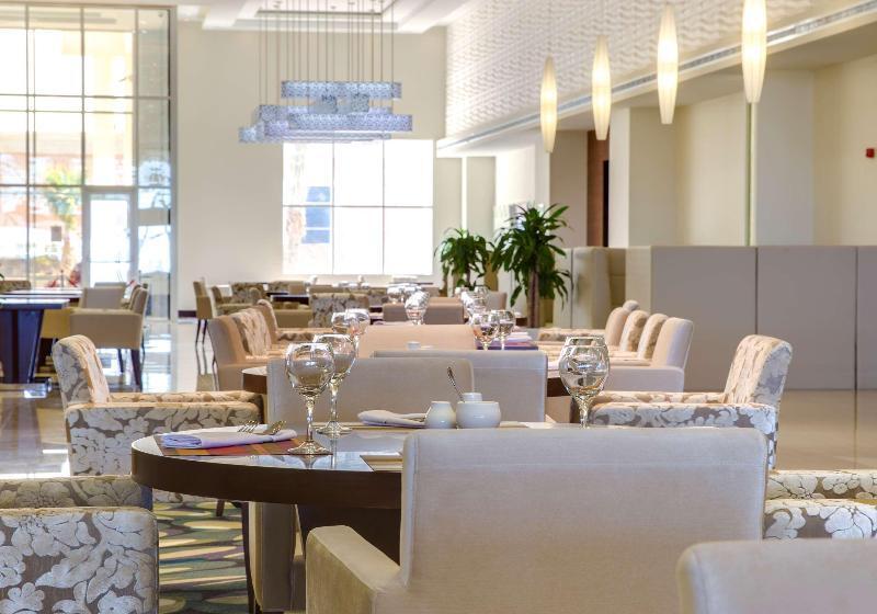 בית מלון כפרי Radisson Blu Resort Jizan