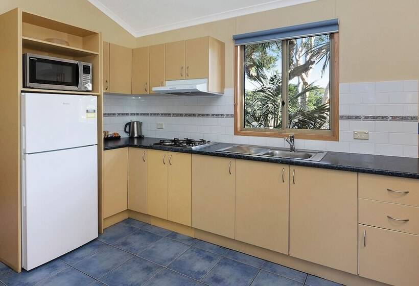 בית מלון כפרי Reflections Forster Beach   Holiday Park