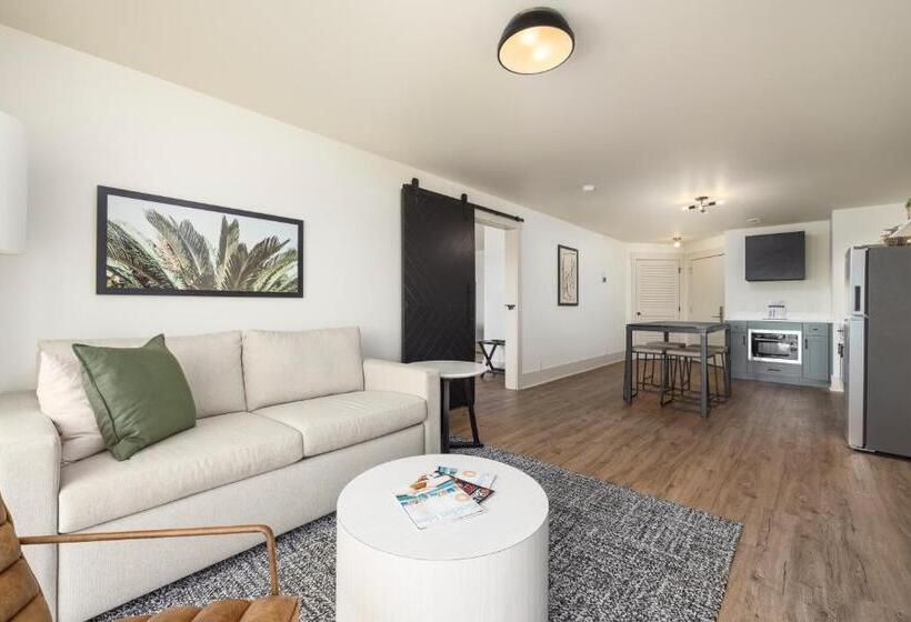 Отель Sea Palms Resort