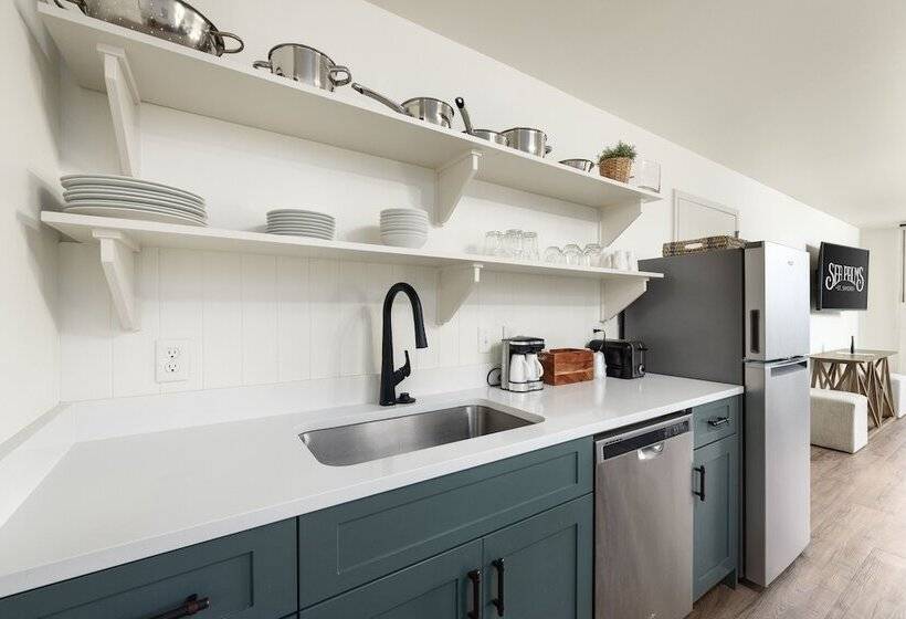 Отель Sea Palms Resort