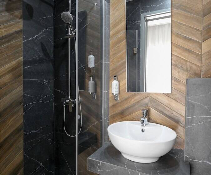 ホテル Skianthion