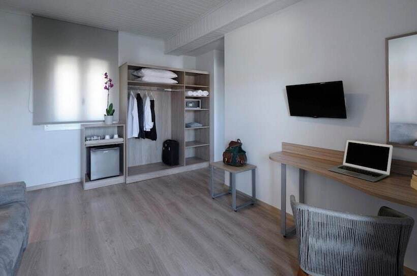 ホテル Skianthion