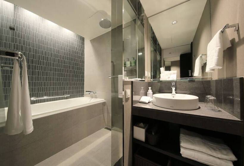 Solaria Nishitetsu Hotel Seoul Myeongdong