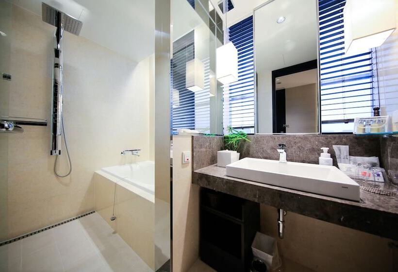 Solaria Nishitetsu Hotel Seoul Myeongdong