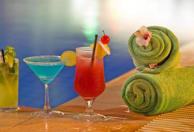 Отель Somadevi Angkor Premium