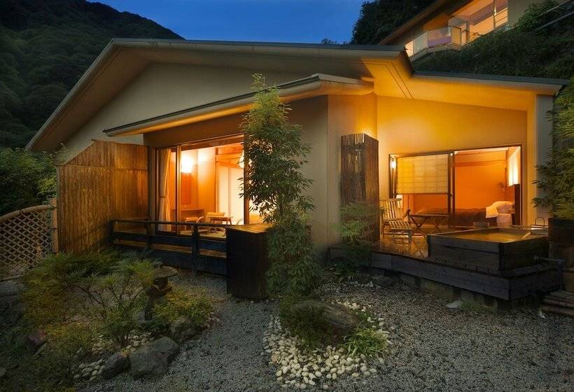 בית מלון כפרי Takimotokan Yukinosato