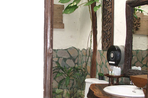 酒店 Tharnthong Lodges