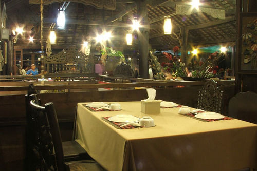 酒店 Tharnthong Lodges