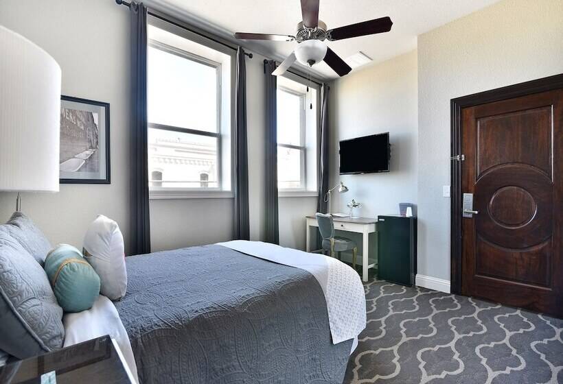 ホテル The Dilworth Inn