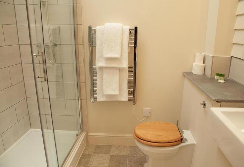 בית מלון כפרי The Kings Arms