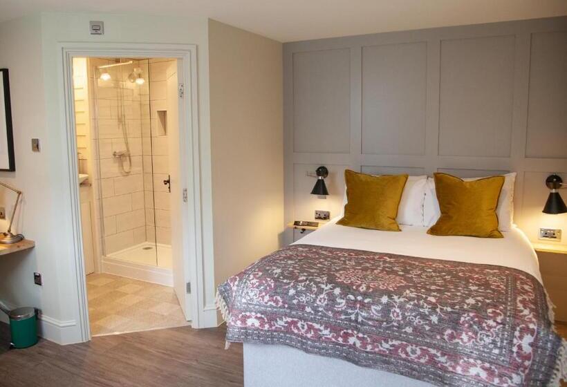 בית מלון כפרי The Kings Arms