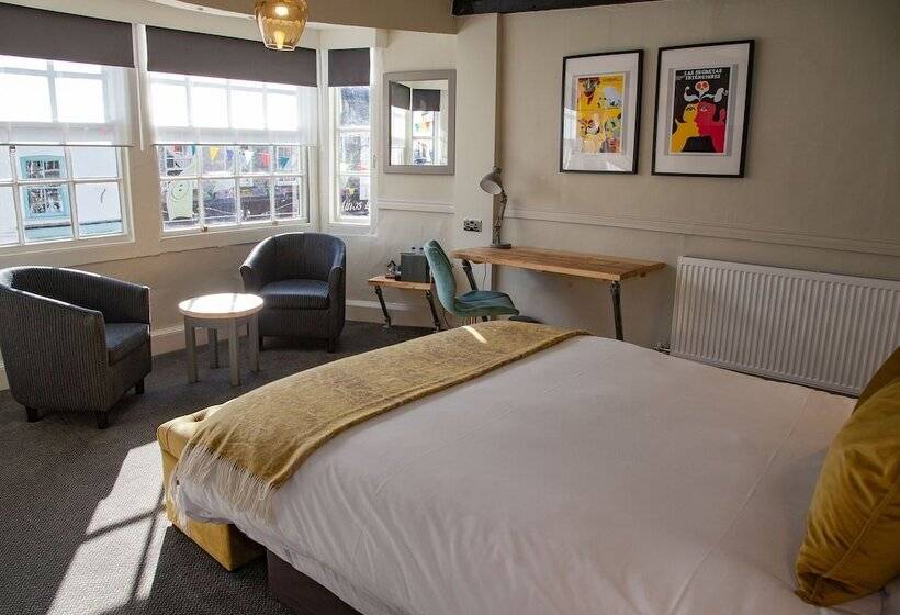 בית מלון כפרי The Kings Arms