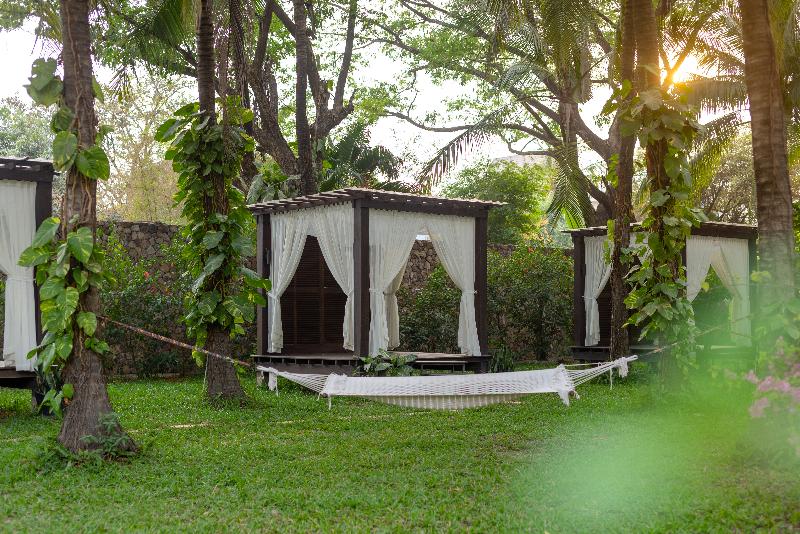 ホテル The Privilege Floor By Lotus Blanc