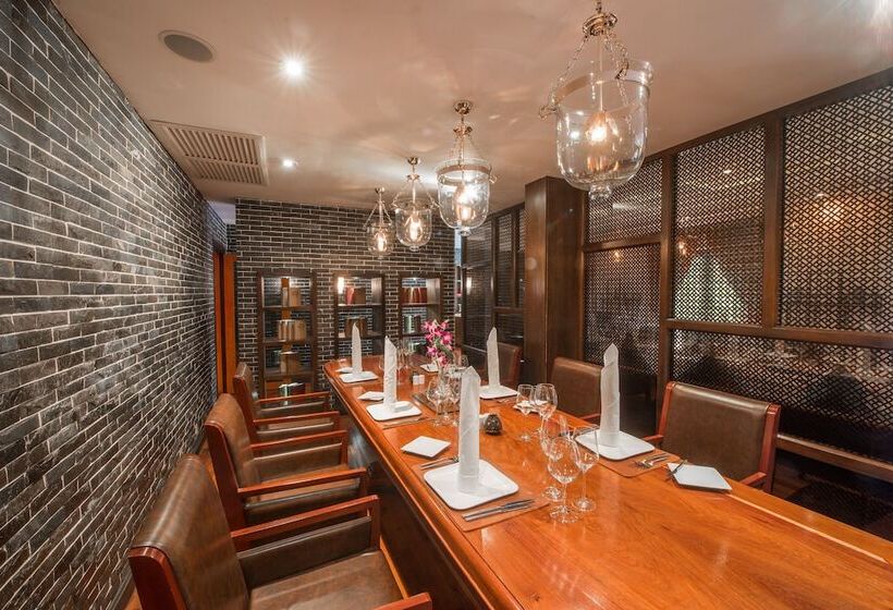 ホテル The Privilege Floor By Lotus Blanc