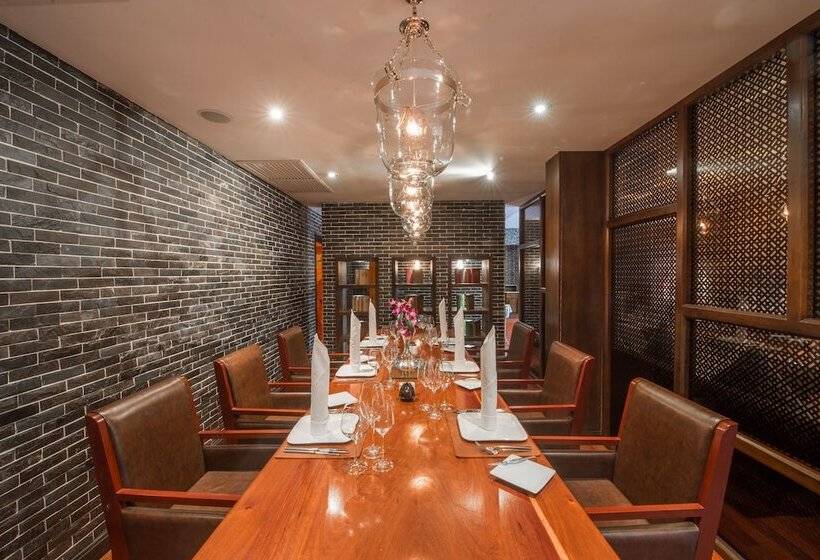 ホテル The Privilege Floor By Lotus Blanc