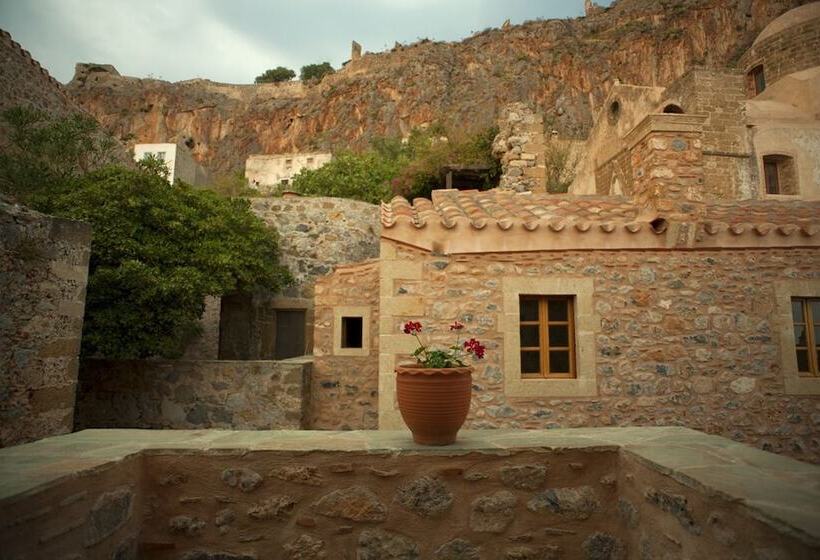 فندق Theophano Art