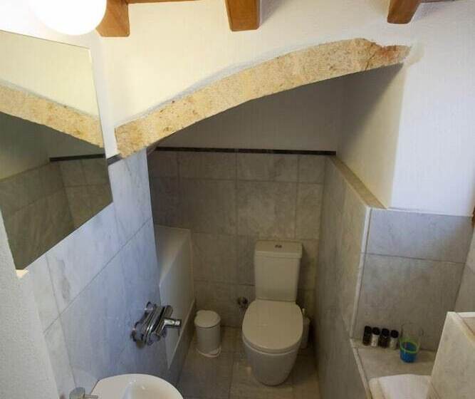 فندق Theophano Art