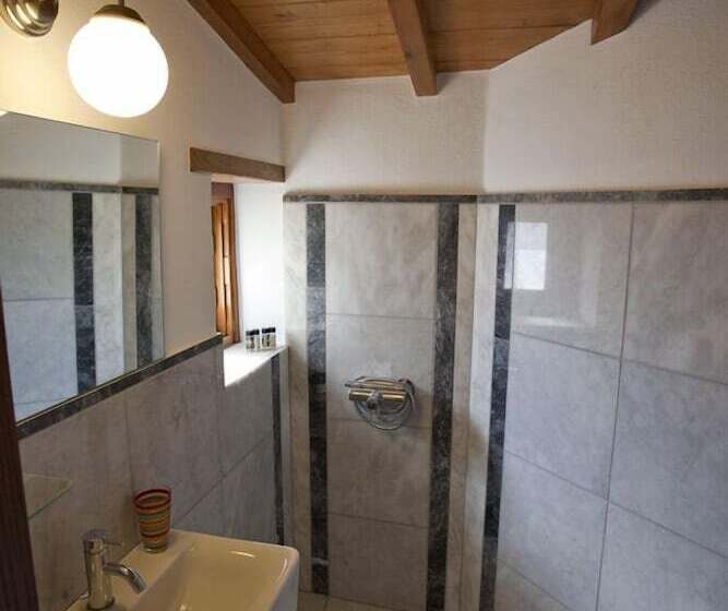 فندق Theophano Art