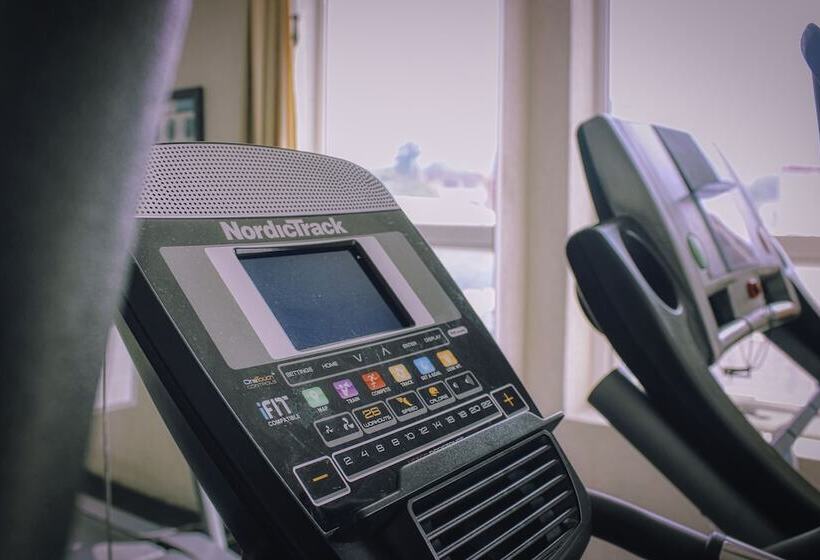 Отель Vista Inn Premium