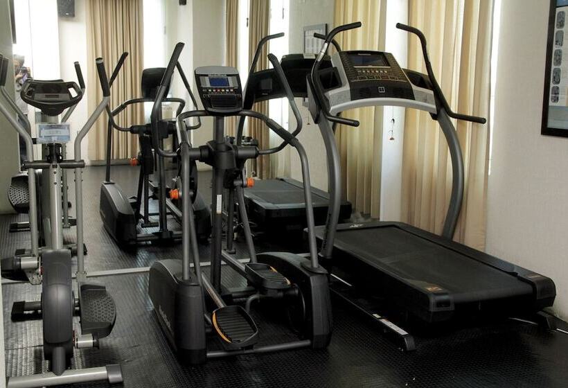 Отель Vista Inn Premium