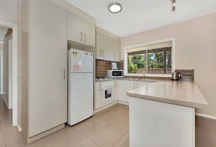 Kennedy Holiday Villas