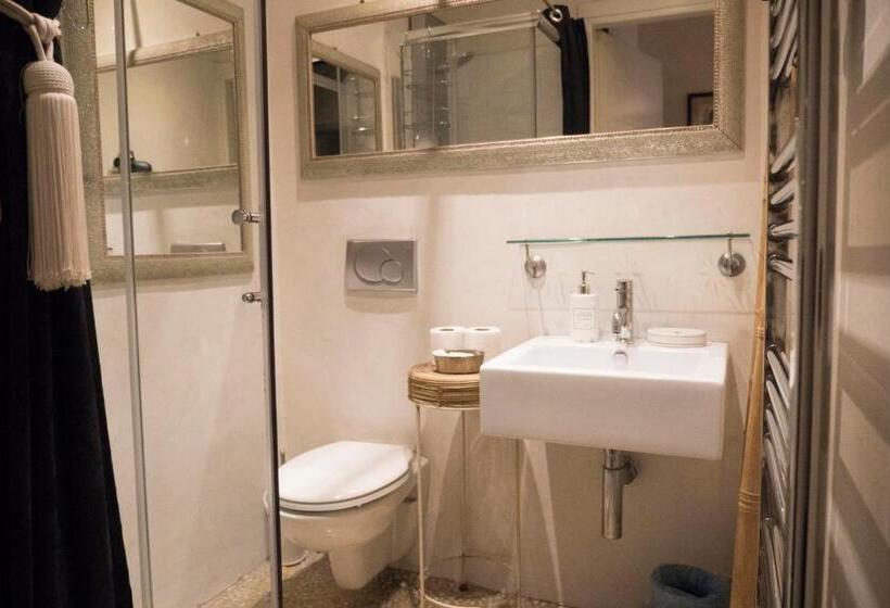 Les Chambres De Amelie B&b