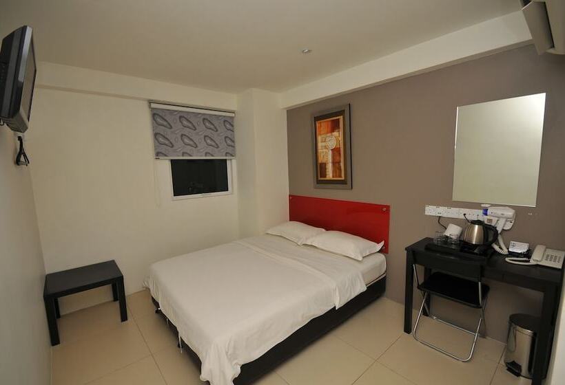 M Design Hotel At Pandan Indah