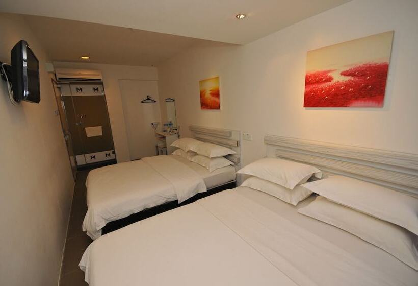 M Design Hotel At Pandan Indah