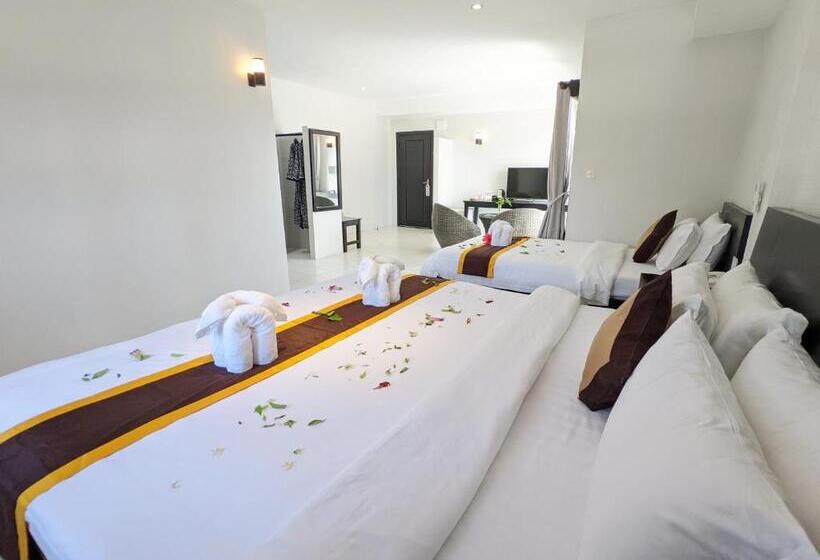 Mary Beach Hotel & Resort