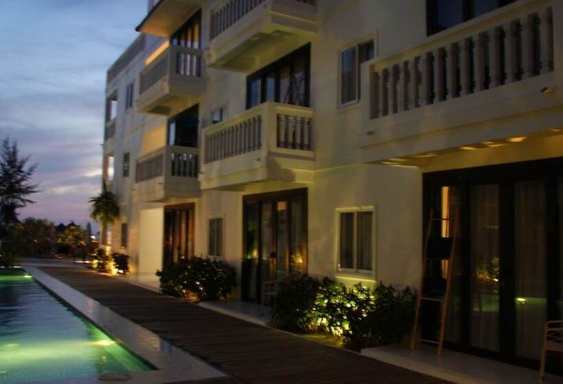 Mary Beach Hotel & Resort