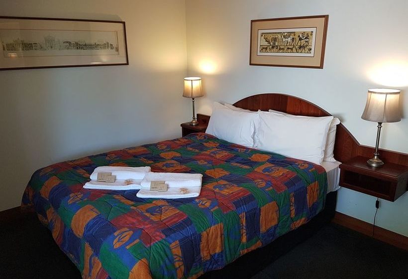 مُتل Admiral Stirling Inn