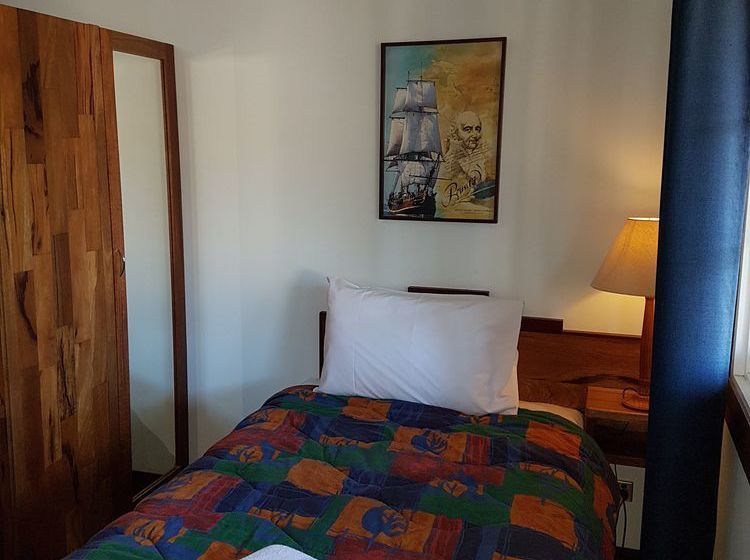 مُتل Admiral Stirling Inn