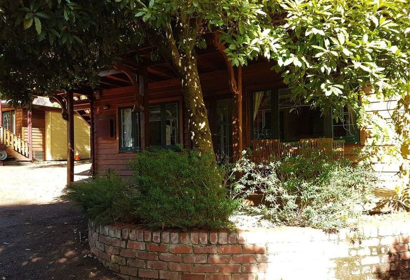 مُتل Admiral Stirling Inn