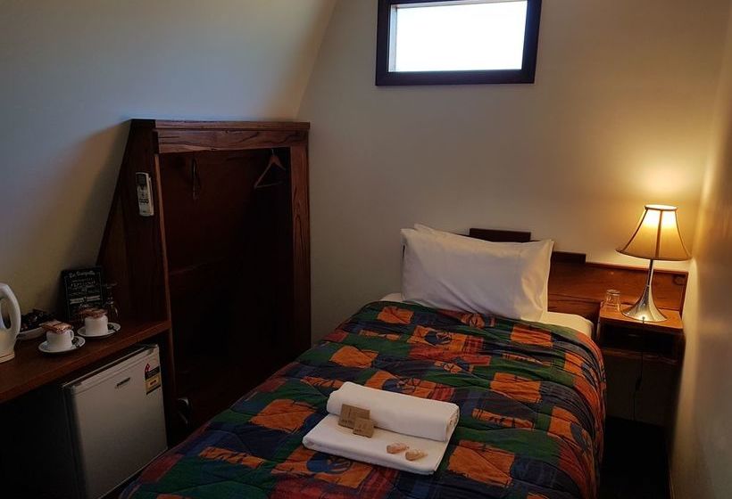 مُتل Admiral Stirling Inn