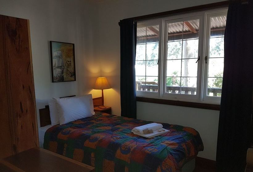 مُتل Admiral Stirling Inn