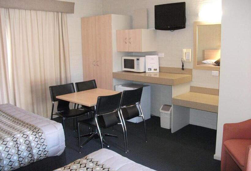 מוטל Baybrook Motor Inn