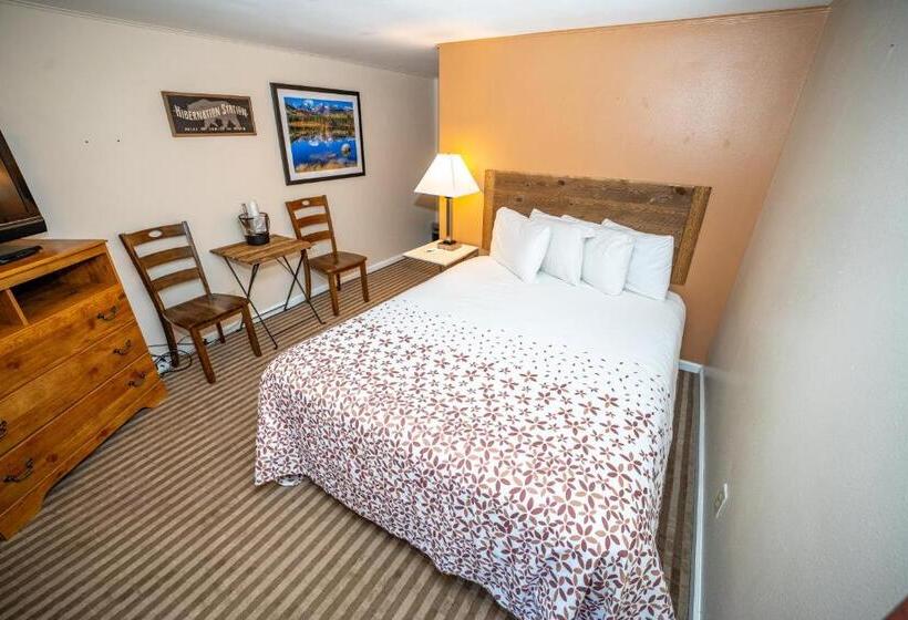 Мотель Estes Mountain Inn