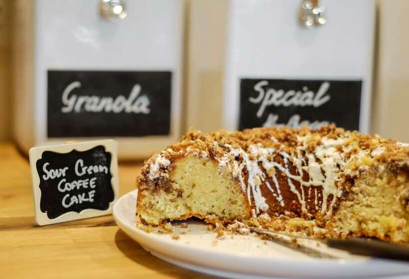 فندق على الطريق Kittery Inn & Suites