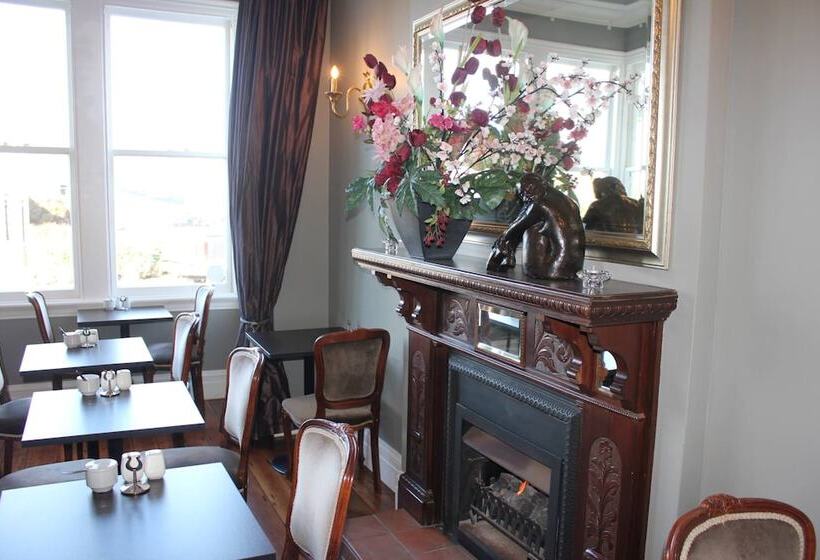 מוטל Settlers Motor Lodge