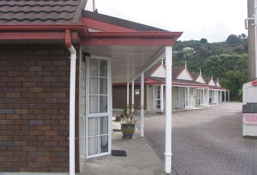 מוטל Settlers Motor Lodge