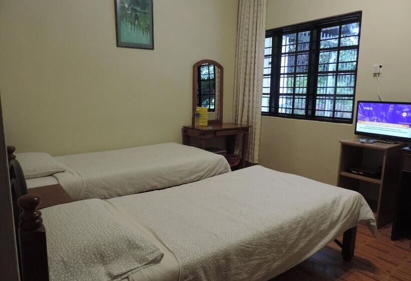 بنسيون Cameronian Inn