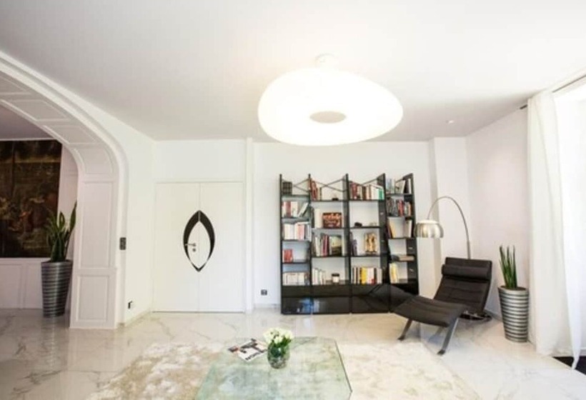 Пансион Chateau De Maraval