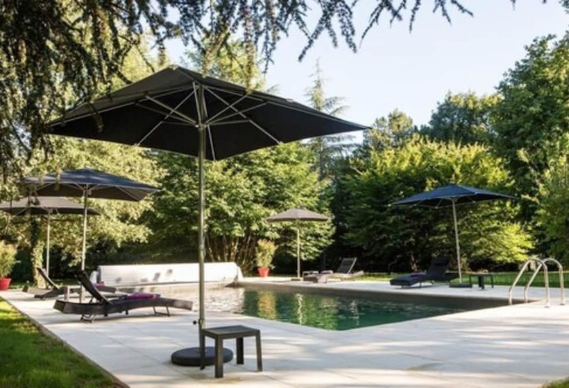 膳宿费 Chateau De Maraval