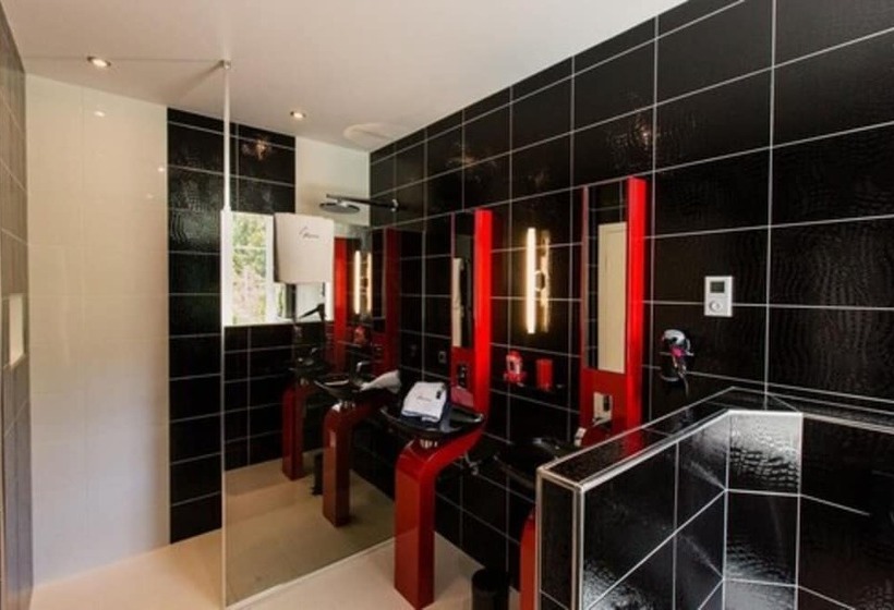 膳宿费 Chateau De Maraval