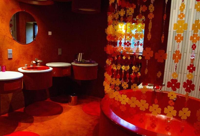 膳宿费 Château Du Besset