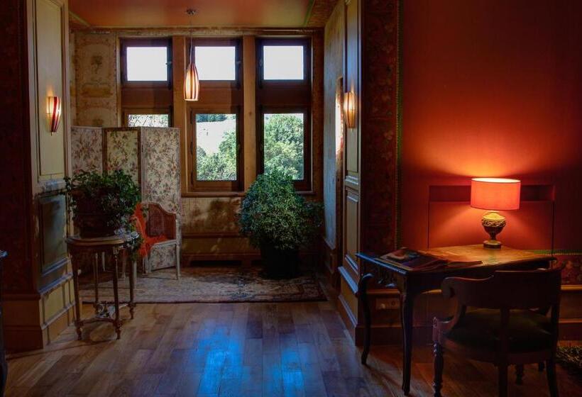 膳宿费 Château Du Besset