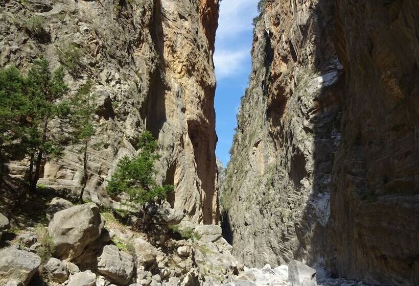 פנסיון Gigilos