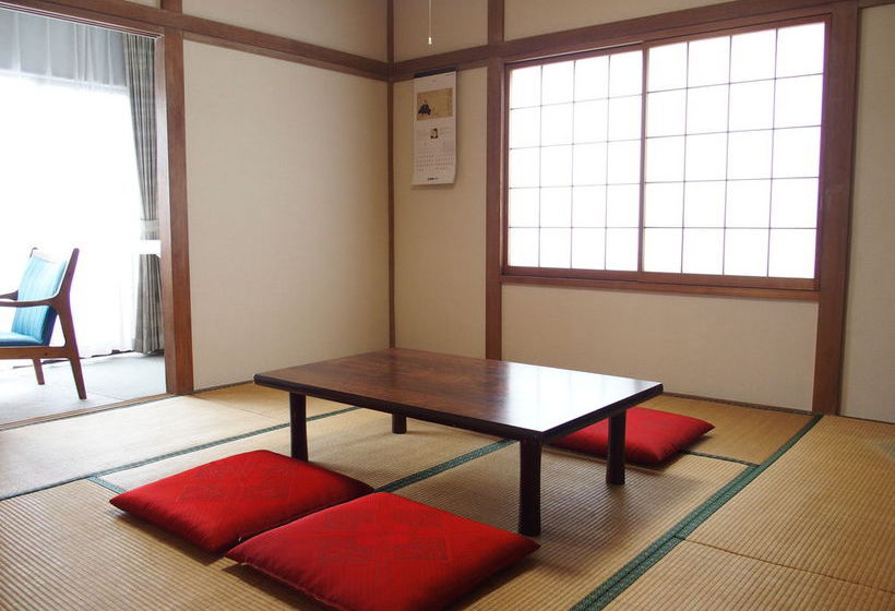 ペンション Guesthouse Hiiragi