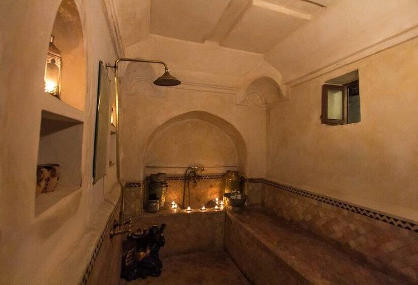 پانسیون Riad Thamayna